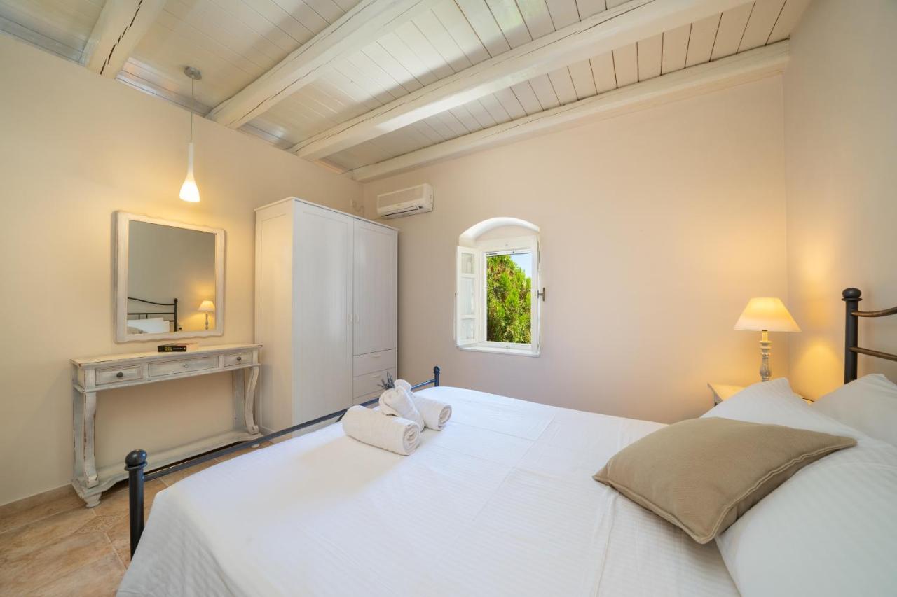Blue Horizon Cottages Tzamarelata Buitenkant foto